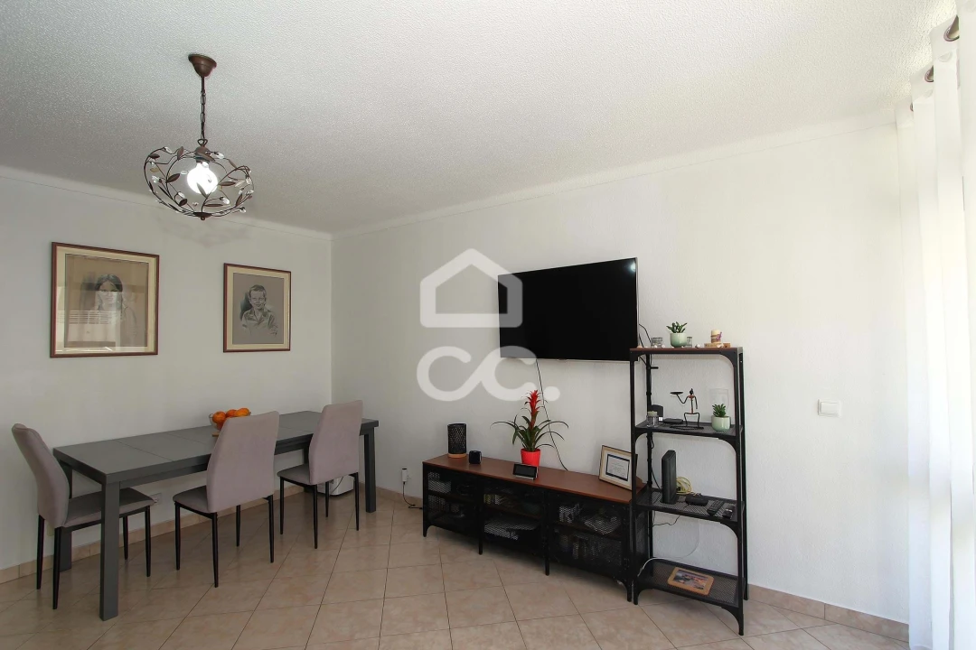 Apartamento T1 para Venda em Armação de Pera Foto 3