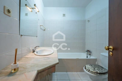 Apartamento T1 para Venda em Rio Tinto