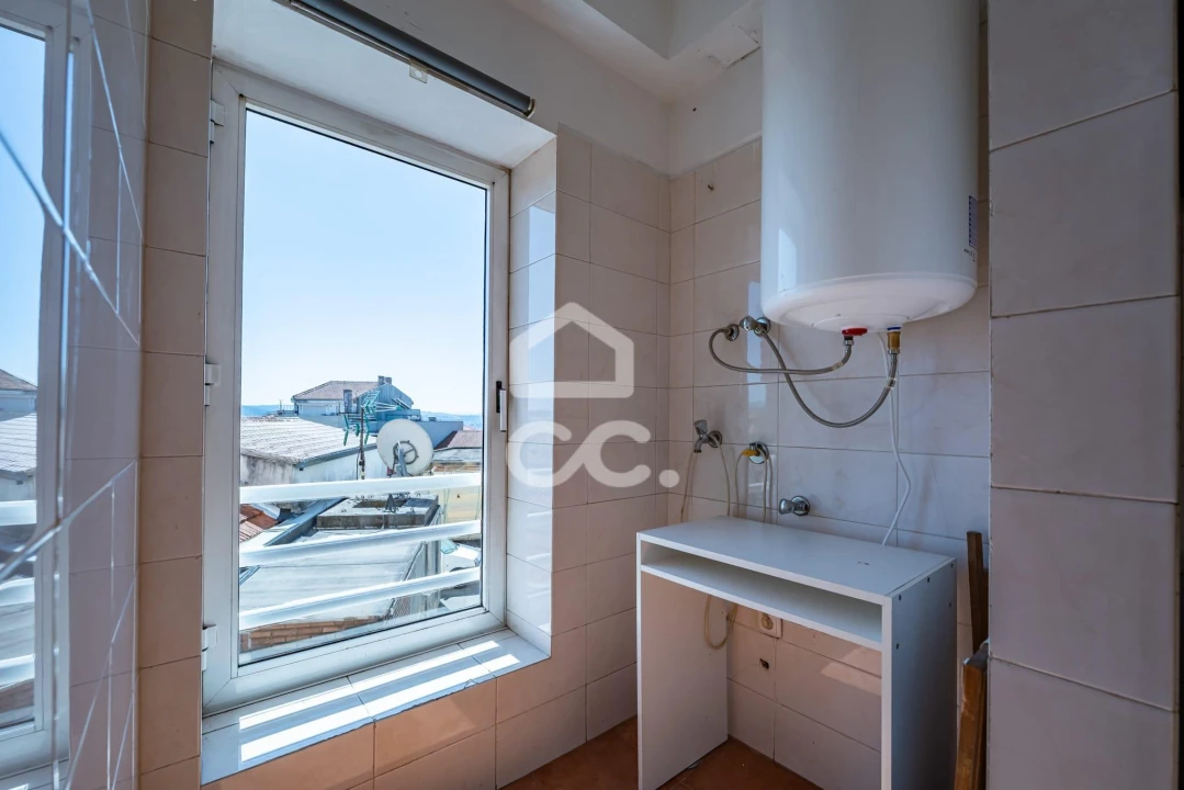 Apartamento T1 para Venda em Rio Tinto Foto 7