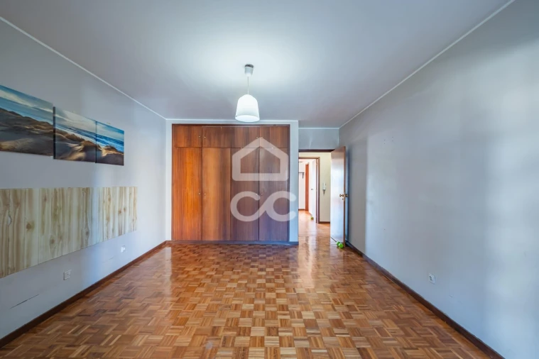 Apartamento T1 para Venda em Rio Tinto Foto 13