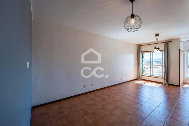 Apartamento T1 para Venda em Rio Tinto Foto 6