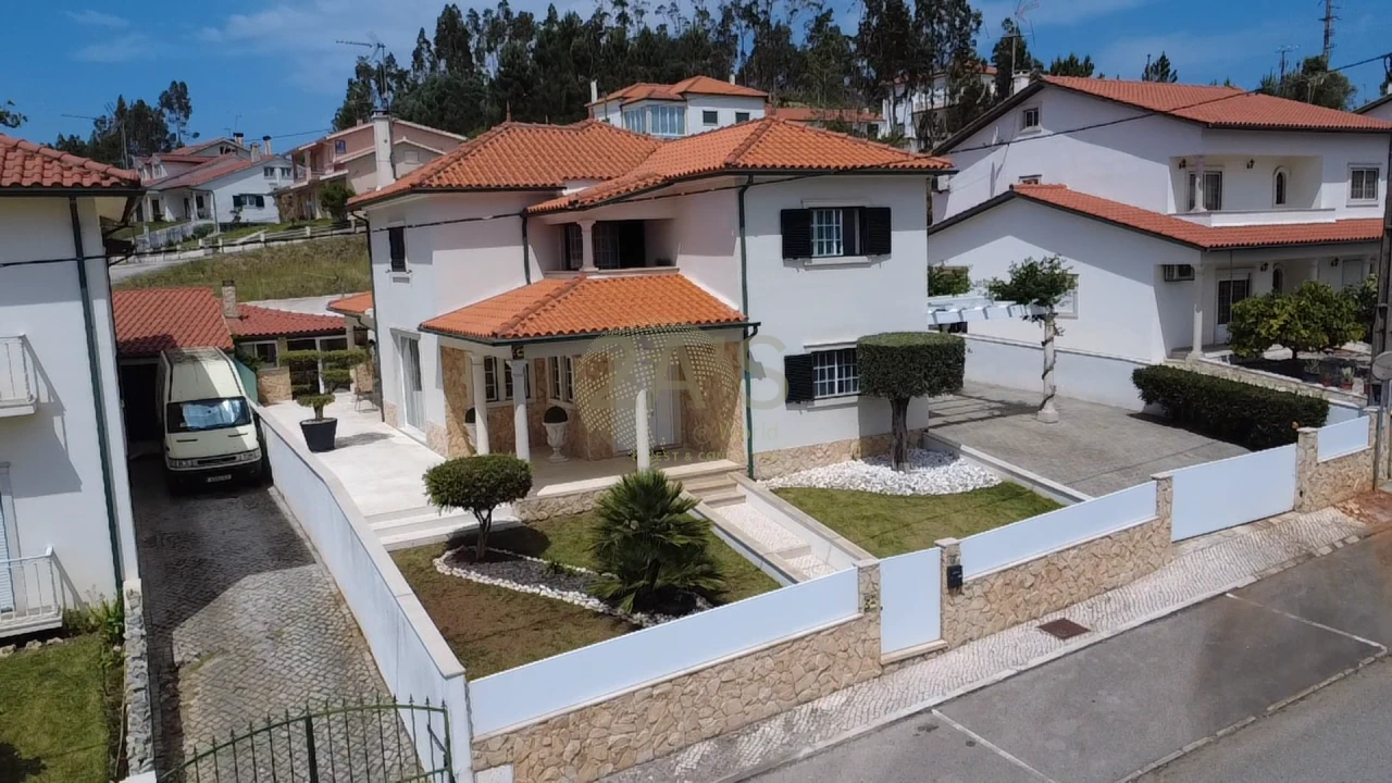 Moradia T4 para Venda em Ansião Foto 1