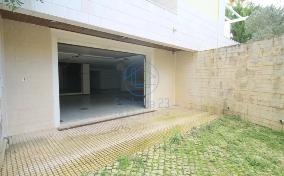 Moradia T6 para Venda em Agualva e Mira-Sintra Foto 32