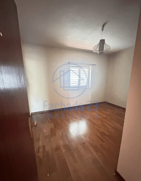 Moradia T4 para Venda em Sernancelhe e Sarzeda