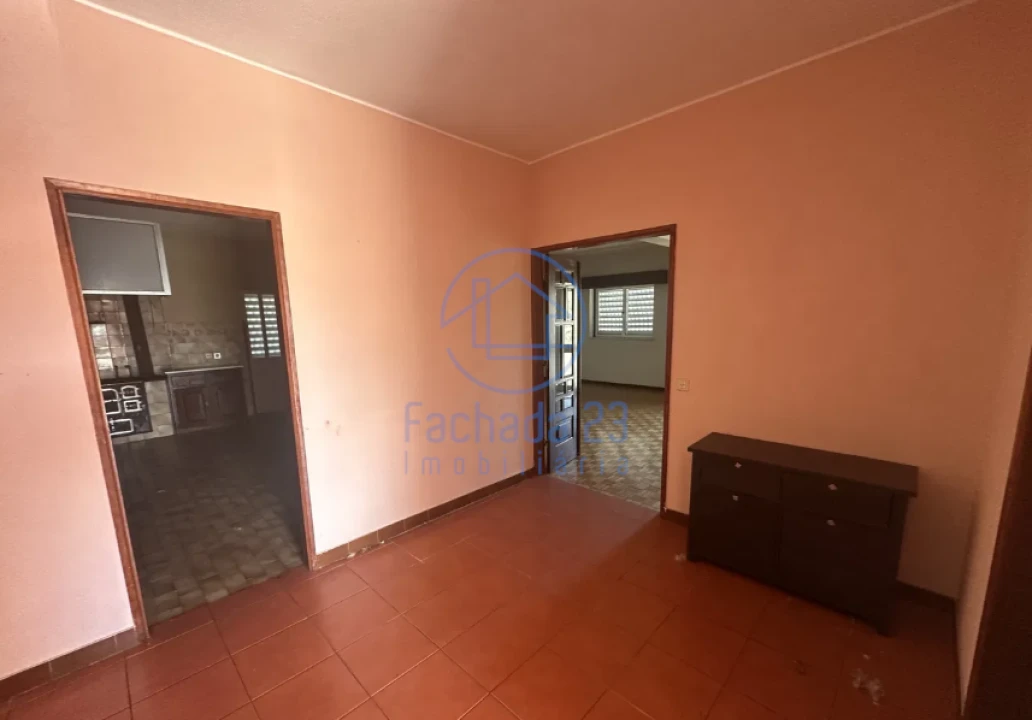 Moradia T4 para Venda em Sernancelhe e Sarzeda Foto 5
