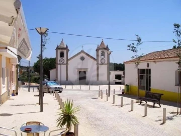 Terreno para Venda em Lagos (São Sebastião e Santa Maria)