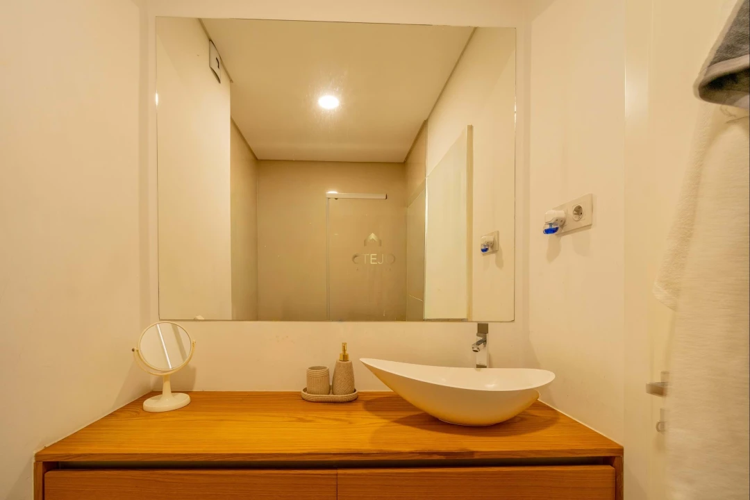 Apartamento T2 para Venda em Santa Iria de Azoia, São João da Talha e Bobadela Foto 2
