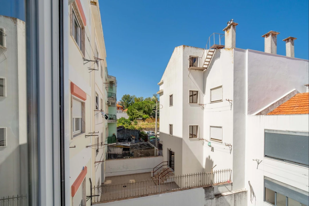 Apartamento T2 para Venda em Santa Iria de Azoia, São João da Talha e Bobadela Foto 8