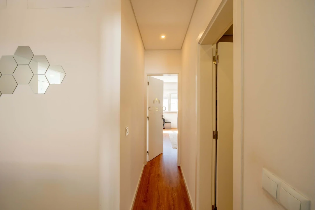 Apartamento T2 para Venda em Santa Iria de Azoia, São João da Talha e Bobadela Foto 21