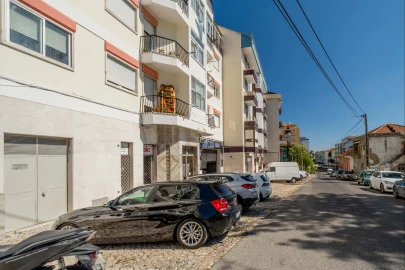 Apartamento T2 para Venda em Santa Iria de Azoia, São João da Talha e Bobadela