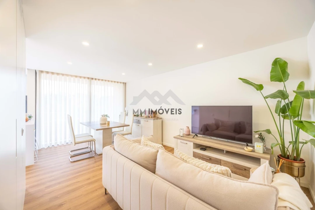 Apartamento T2 para Venda em Rio Tinto Foto 26
