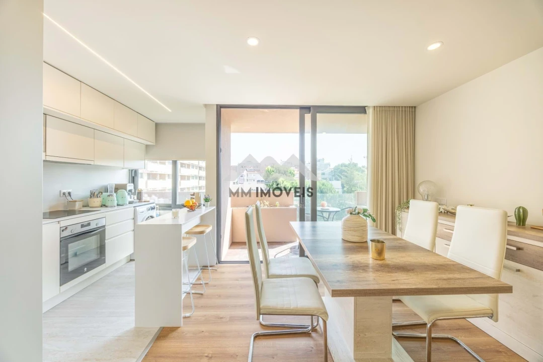 Apartamento T2 para Venda em Rio Tinto Foto 6