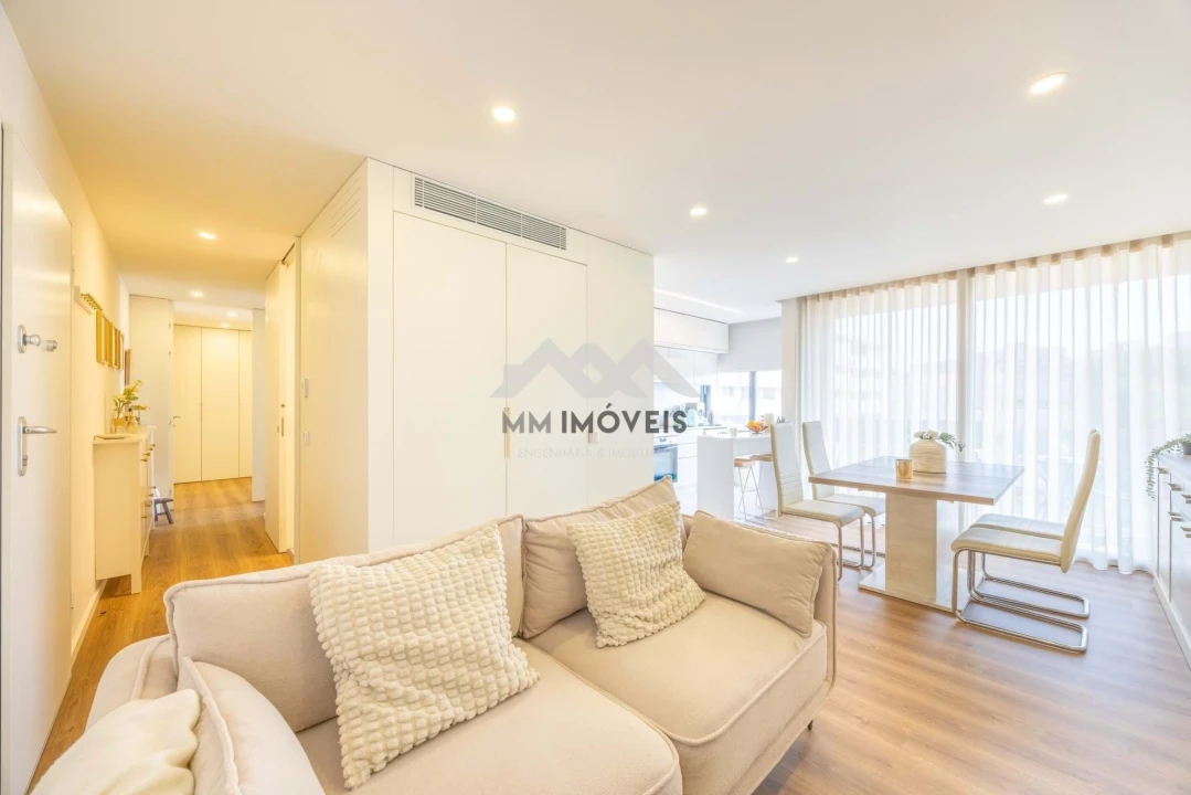 Apartamento T2 para Venda em Rio Tinto Foto 27