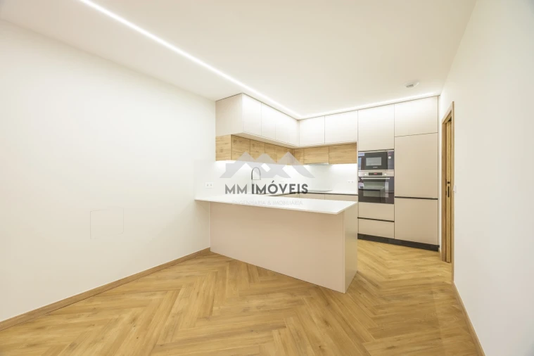 Apartamento T3 para Venda em Bonfim Foto 6