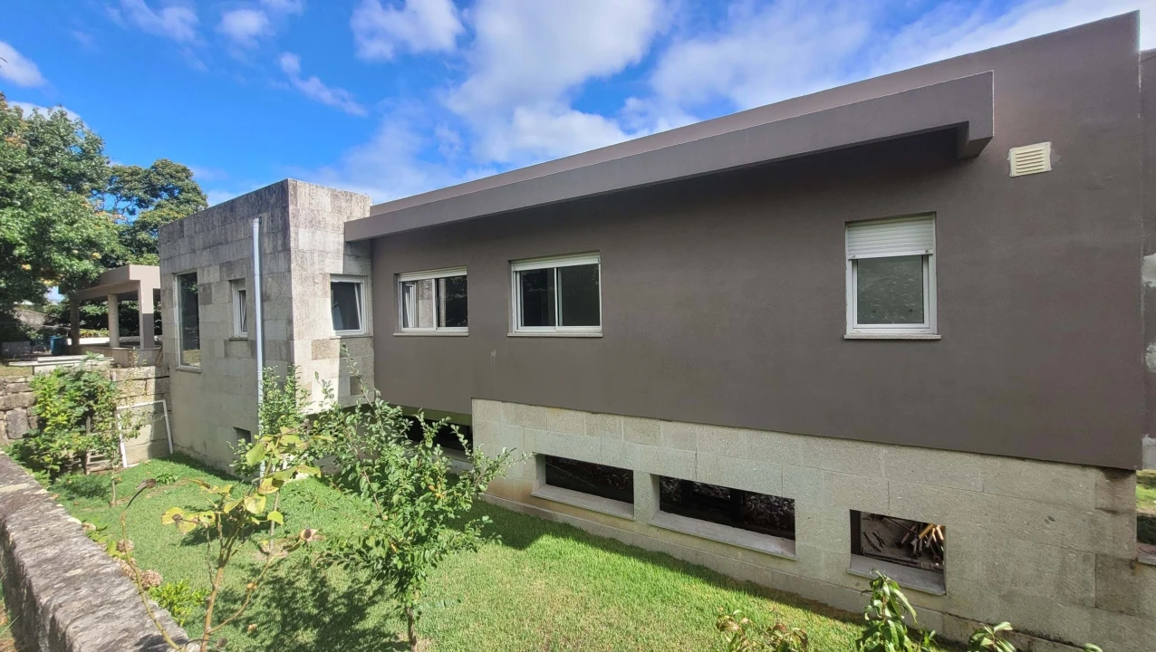 Moradia T5 para Venda em Fânzeres e São Pedro da Cova Foto 26