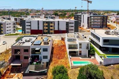 Moradia T4 para Venda em Alvor