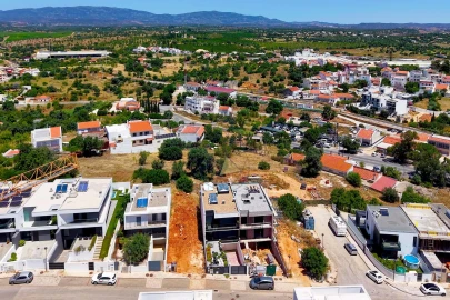 Moradia T4 para Venda em Alvor