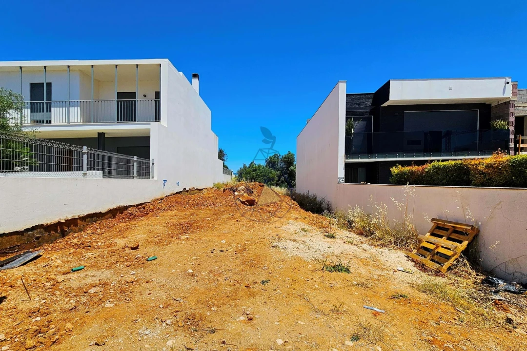Moradia T4 para Venda em Alvor Foto 16