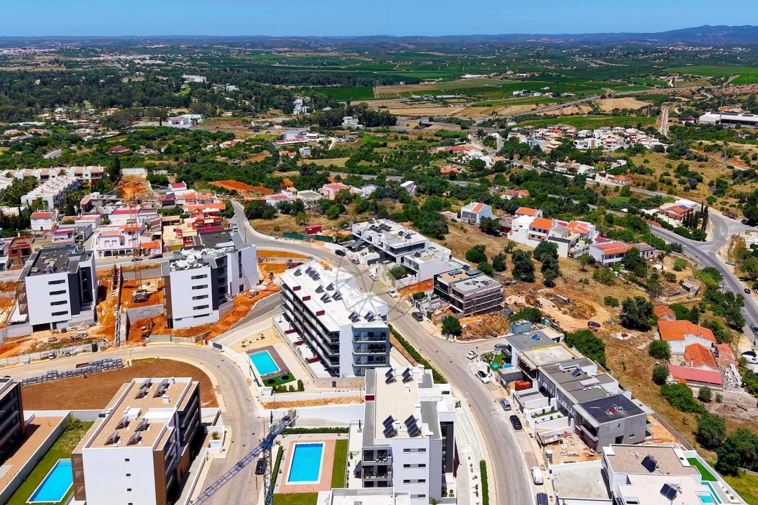 Moradia T4 para Venda em Alvor Foto 24