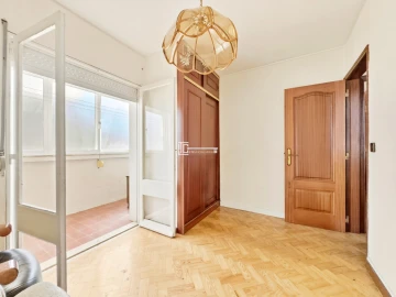 Apartamento T2 para Venda em Olivais