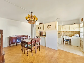 Apartamento T2 para Venda em Olivais