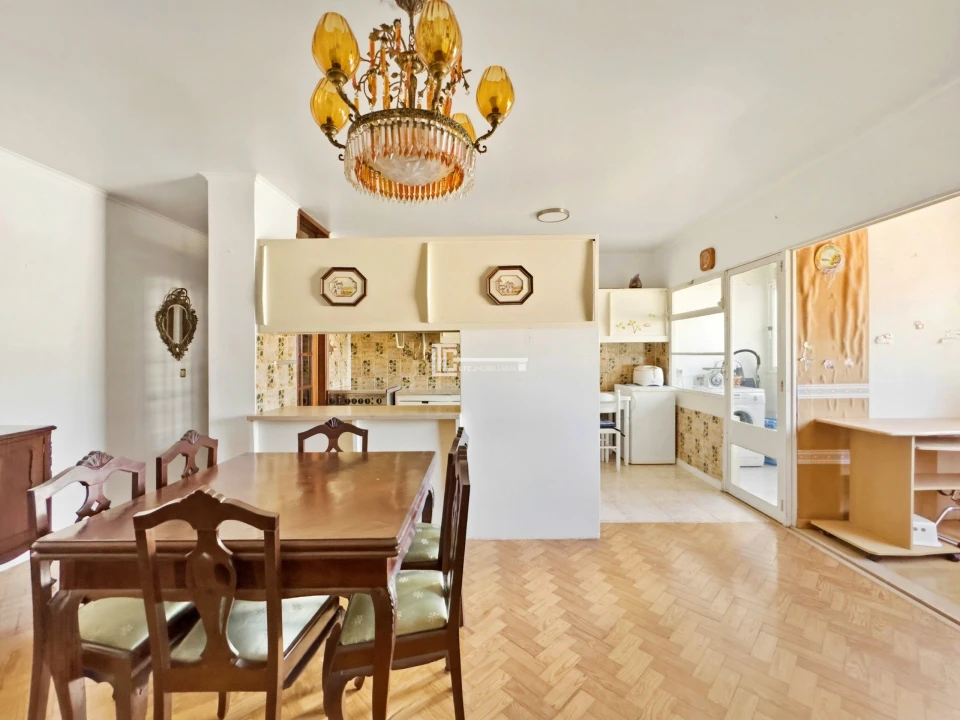 Apartamento T2 para Venda em Olivais Foto 6