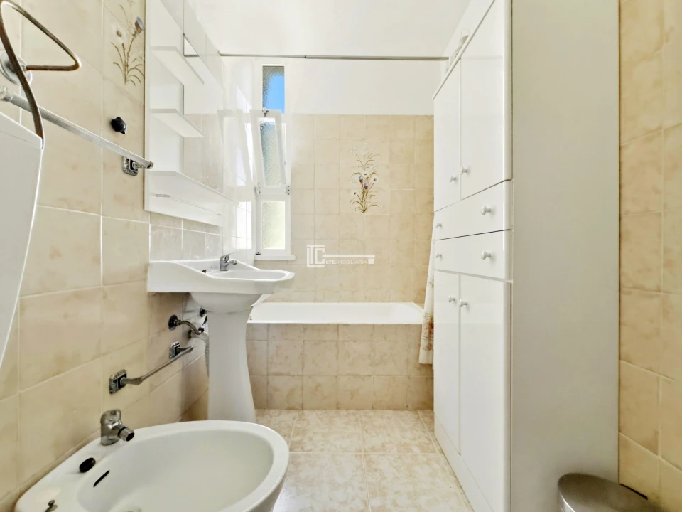 Apartamento T2 para Venda em Olivais Foto 12