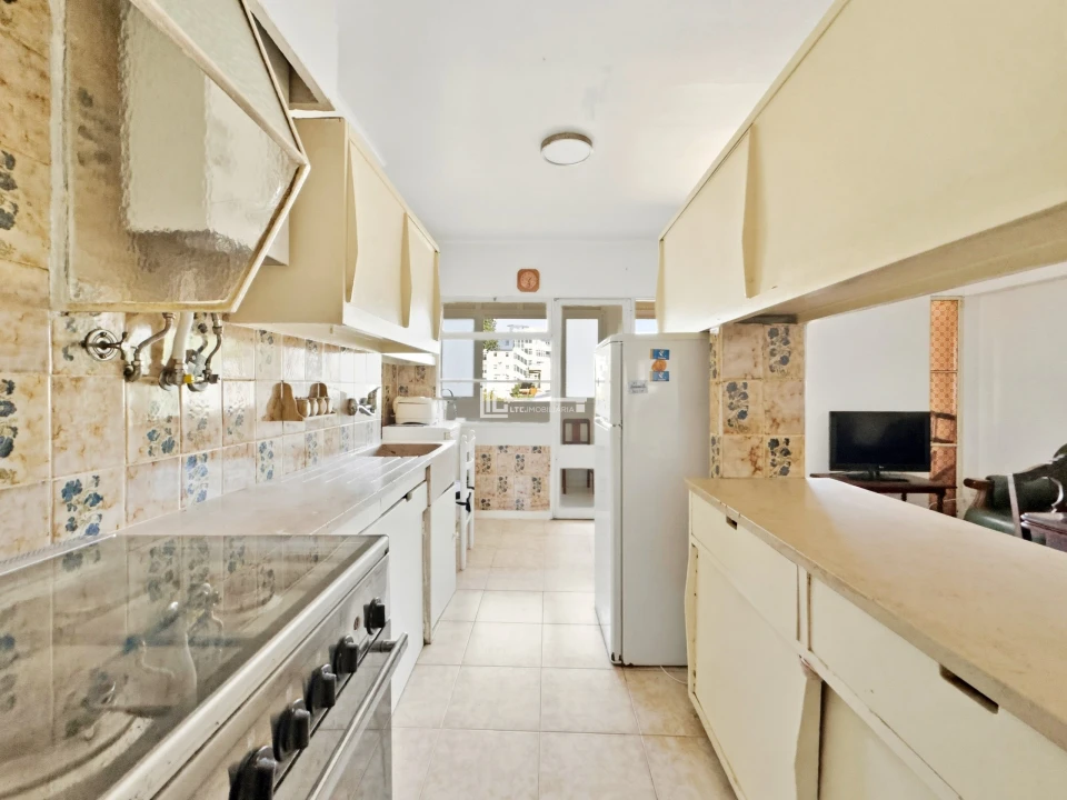 Apartamento T2 para Venda em Olivais Foto 9