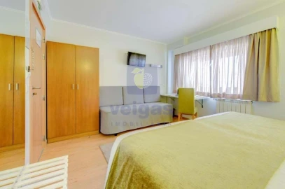 Prédio para Venda em Leiria, Pousos, Barreira e Cortes
