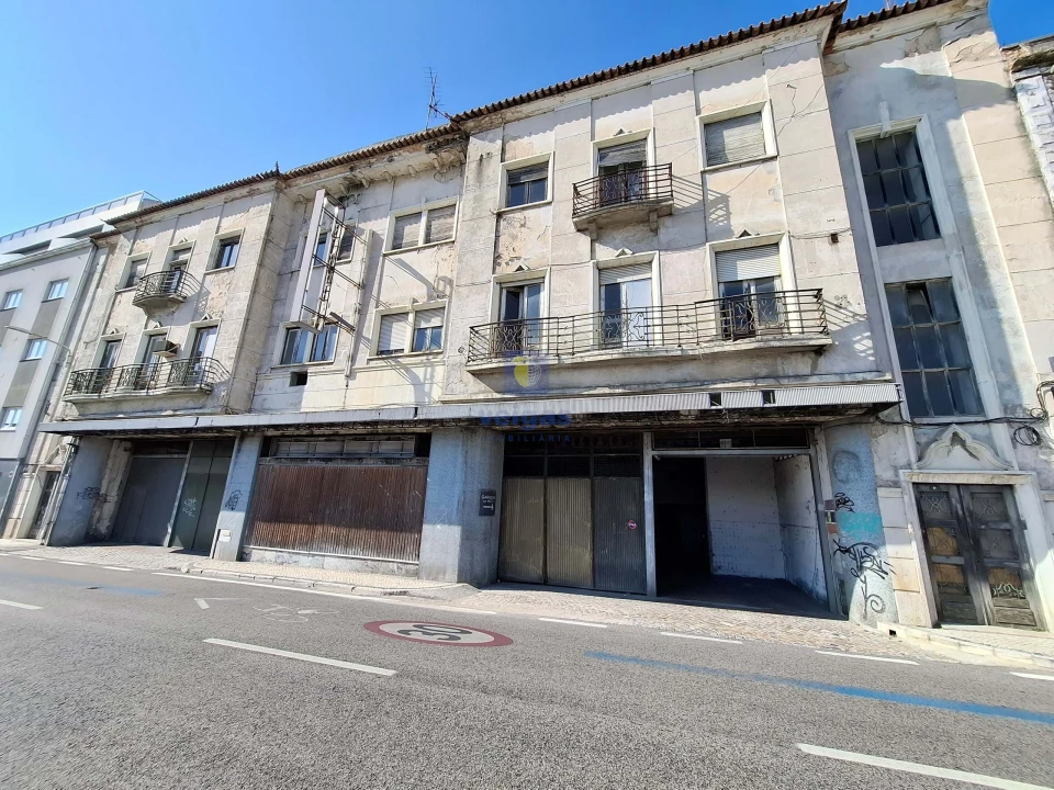Prédio para Venda em Leiria, Pousos, Barreira e Cortes Foto 1