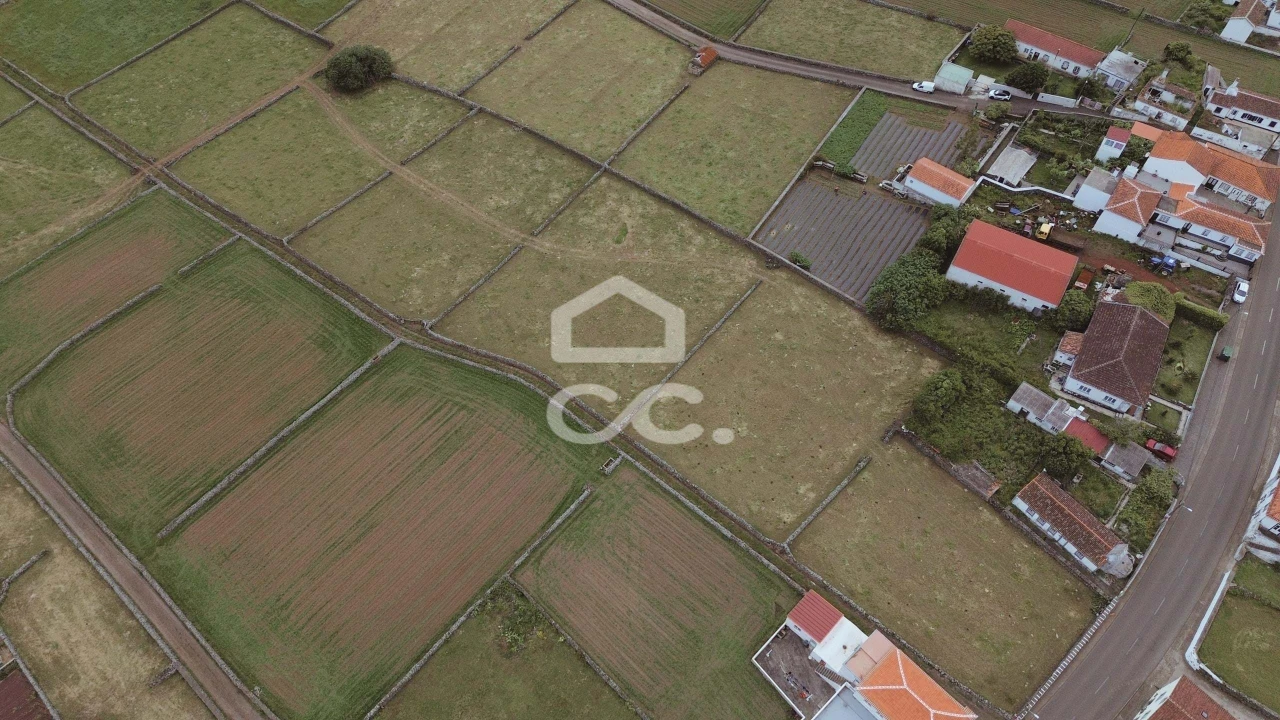 Terreno para Venda em Cinco Ribeiras Foto 13