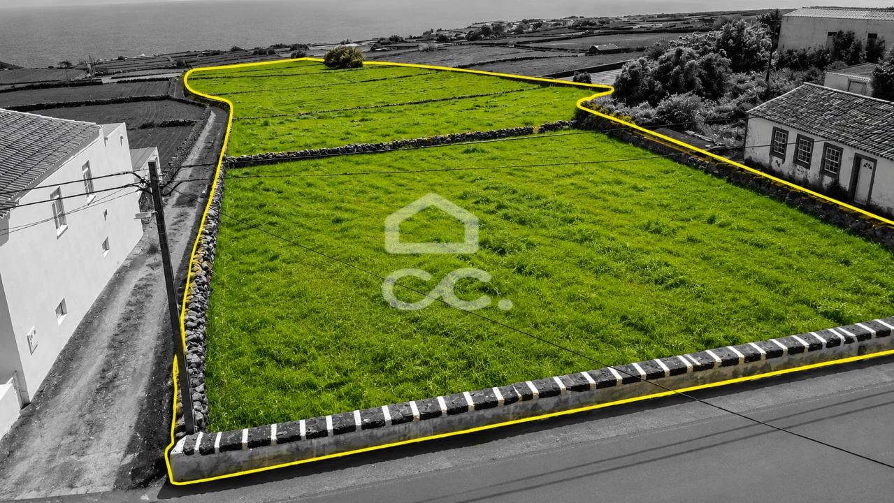 Terreno para Venda em Cinco Ribeiras Foto 1