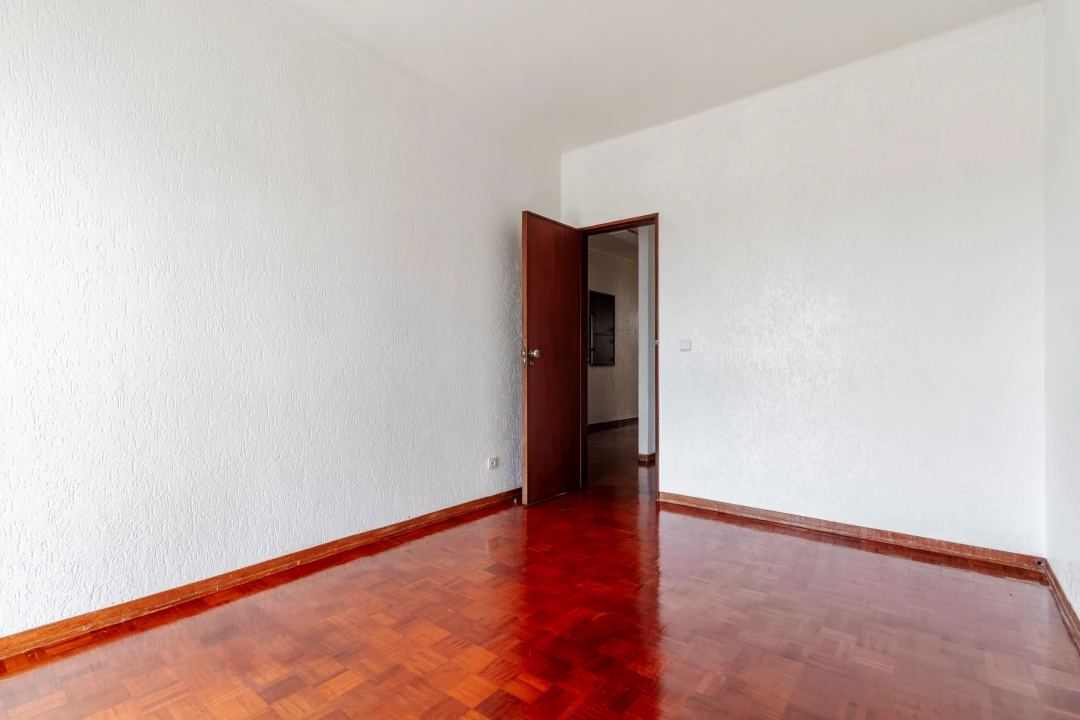Apartamento T3 para Venda em Rio de Mouro Foto 10