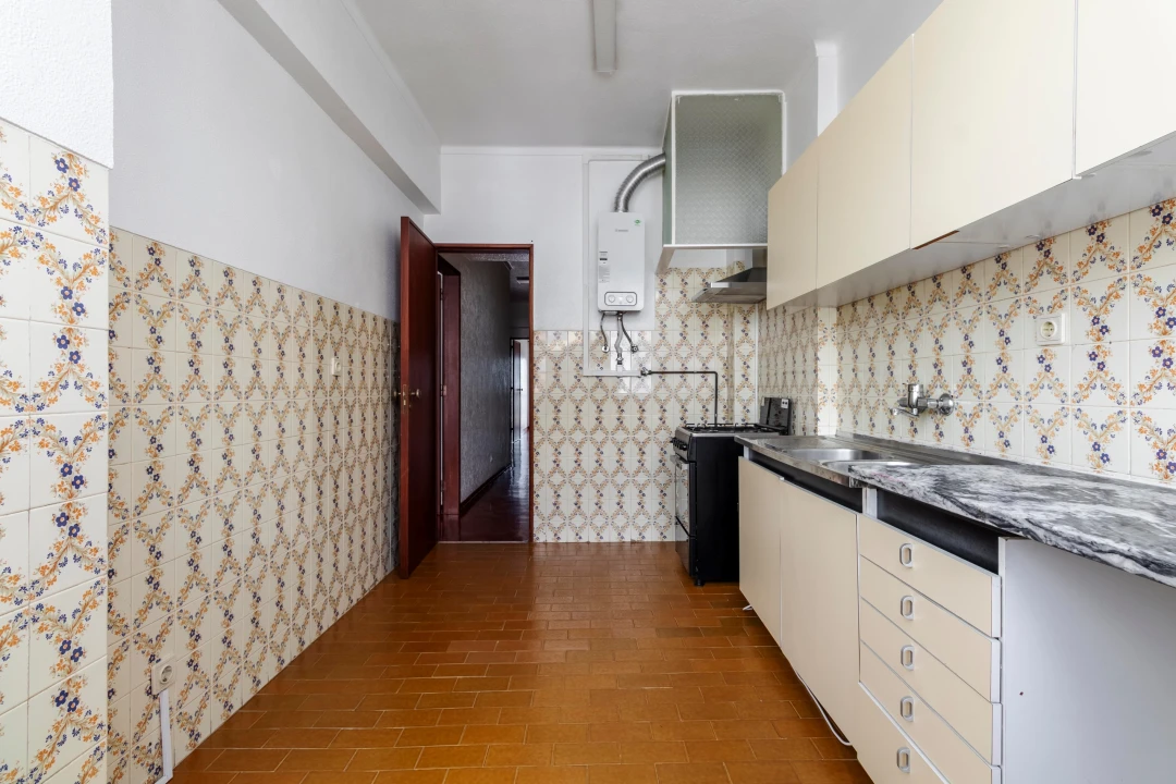 Apartamento T3 para Venda em Rio de Mouro Foto 6