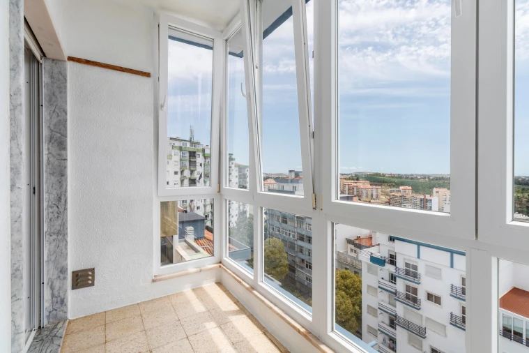 Apartamento T3 para Venda em Rio de Mouro Foto 16