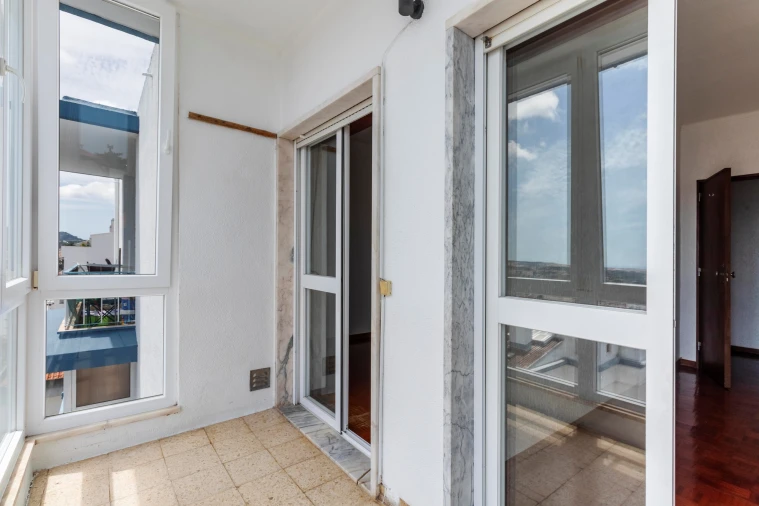 Apartamento T3 para Venda em Rio de Mouro Foto 18