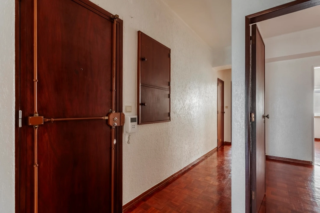 Apartamento T3 para Venda em Rio de Mouro Foto 24