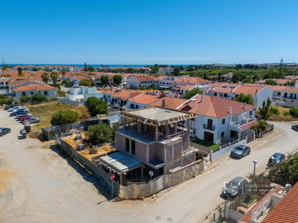 Moradia T3 para Venda em Altura Foto 3
