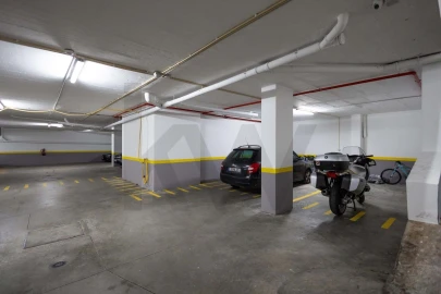 Apartamento T2 para Venda em Loule (São Clemente)