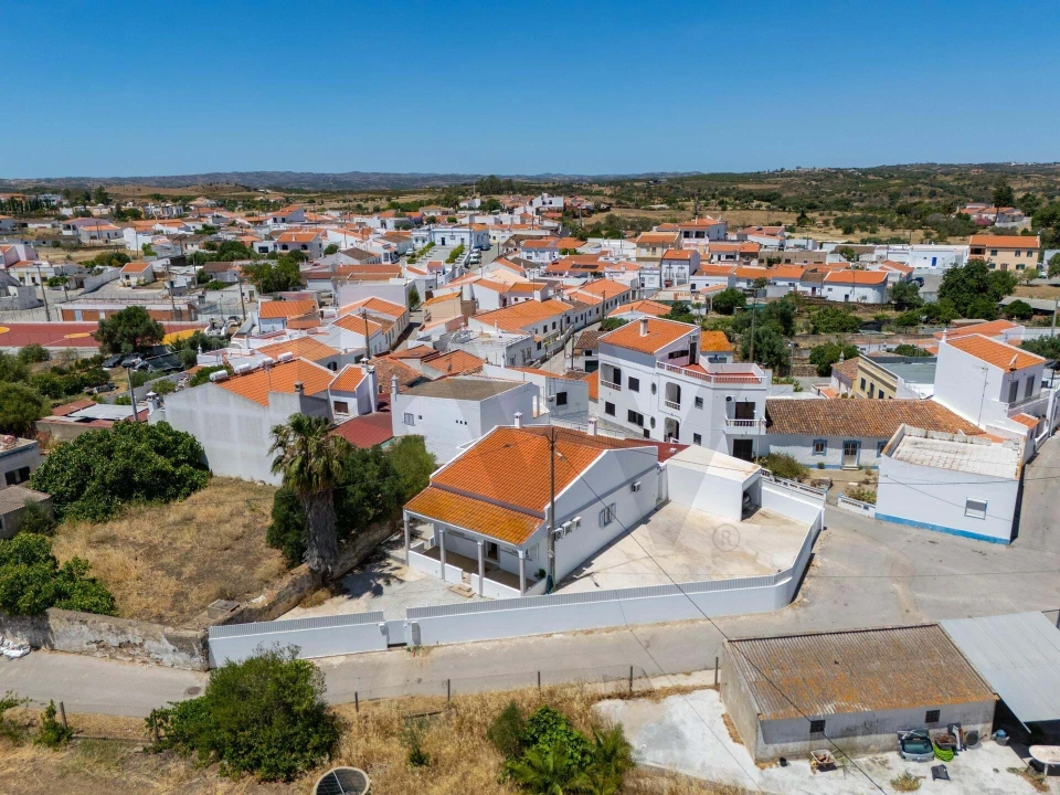 Moradia T3 para Venda em Azinhal Foto 2