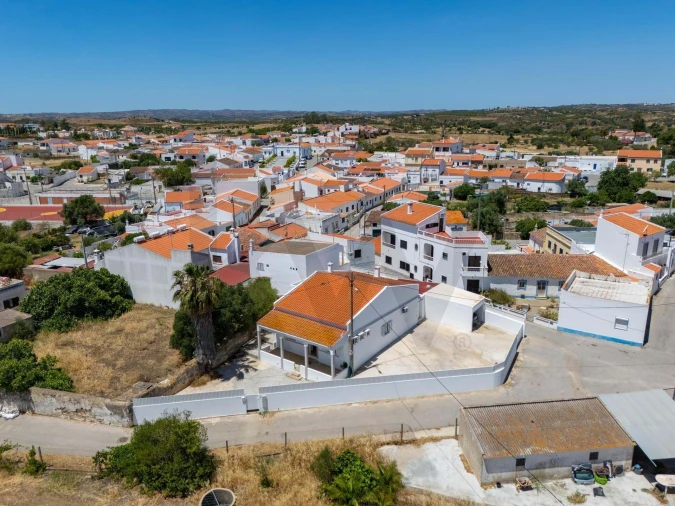 Moradia T3 para Venda em Azinhal Foto 2
