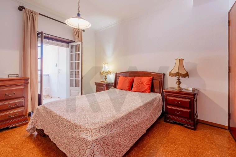 Apartamento T2 para Arrendamento férias em Ericeira Foto 8