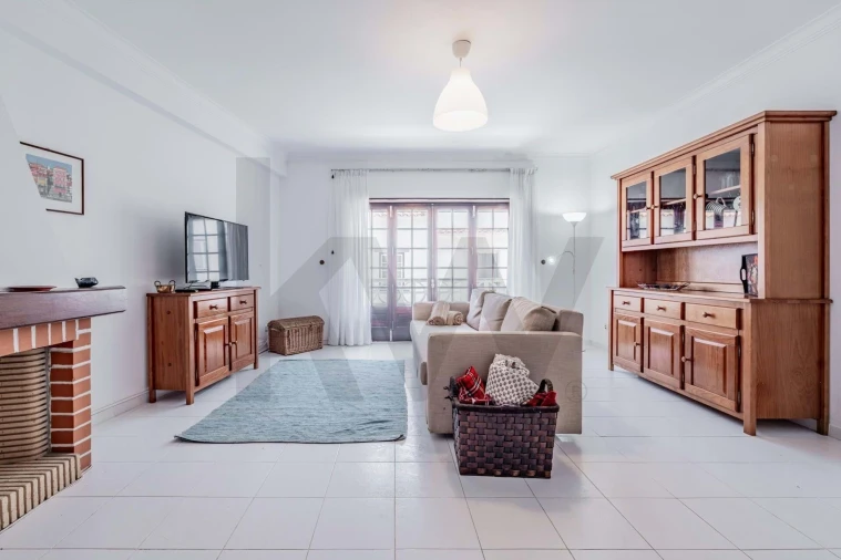 Apartamento T2 para Arrendamento férias em Ericeira Foto 26