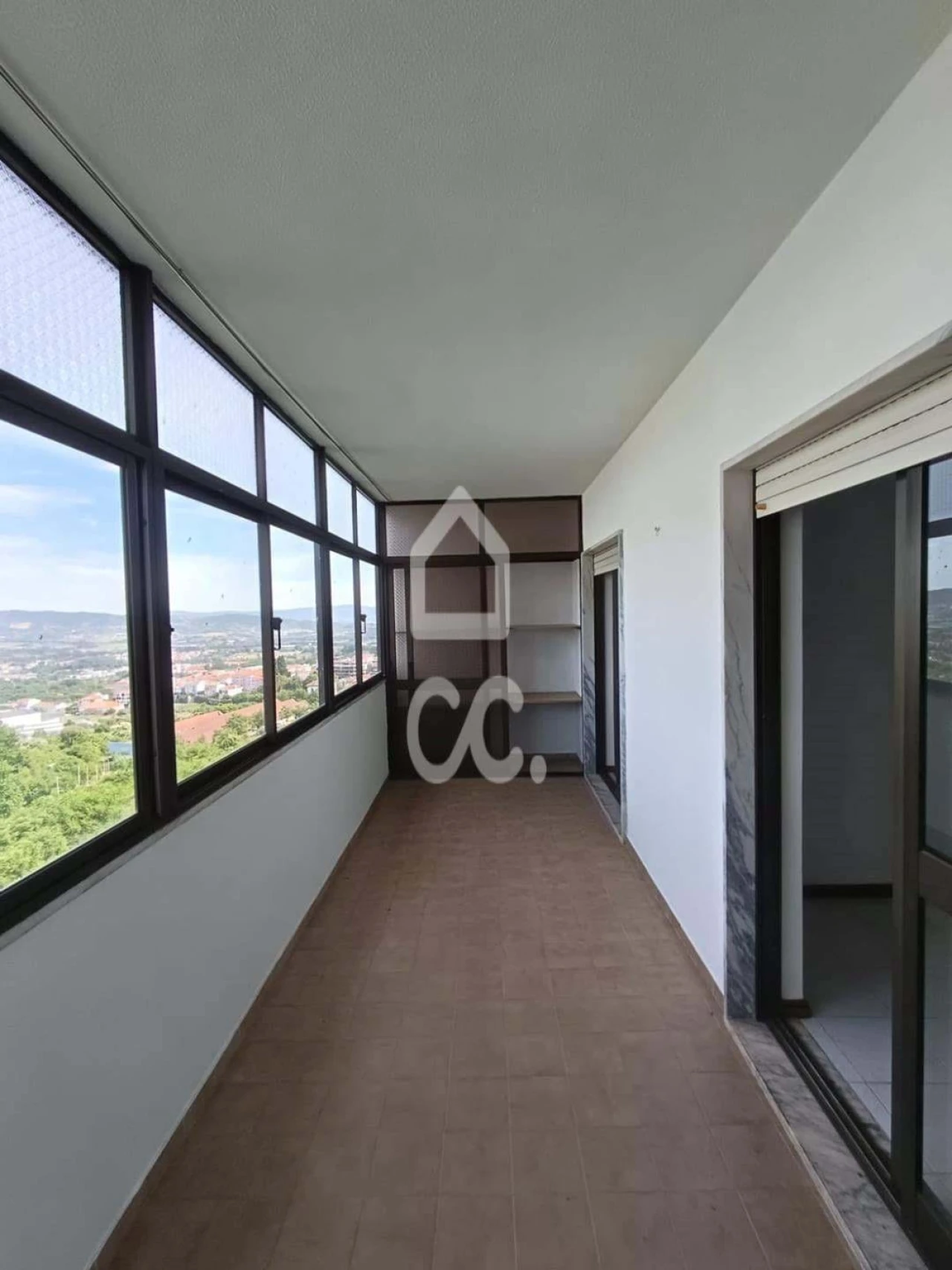 Apartamento T2 para Venda em Covilhã e Canhoso Foto 4
