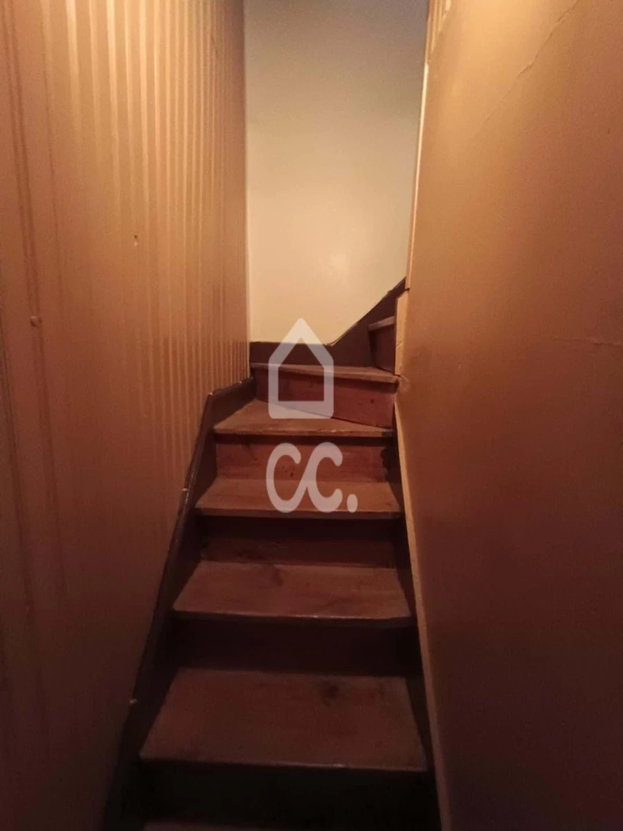 Prédio para Venda em Teixoso e Sarzedo Foto 14