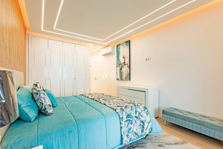 Apartamento T3 para Venda em Quarteira Foto 12