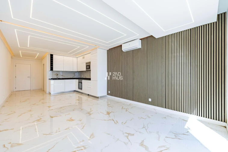 Apartamento T2 para Venda em Quarteira Foto 5