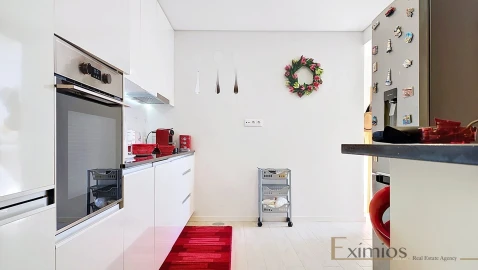 Apartamento T3 para Venda em Póvoa de Varzim, Beiriz e Argivai