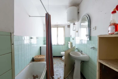 Prédio para Venda em Santa Marinha
