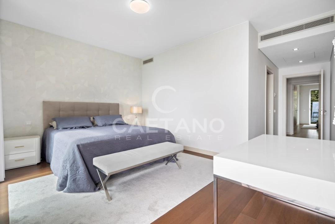 Apartamento T3 para Venda em São Martinho Foto 8